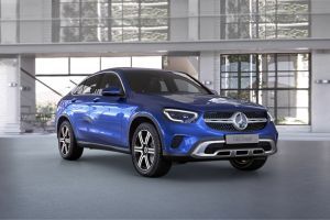 Front 1/4 left Image of GLC Coupe