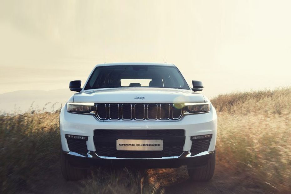 Front Image of Grand Cherokee
