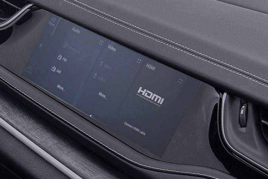 Infotainment System Main Menu Image of Grand Cherokee