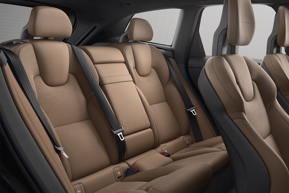 Rear interior from right side door Image of XC60