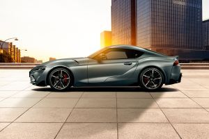 Side view Image of Supra