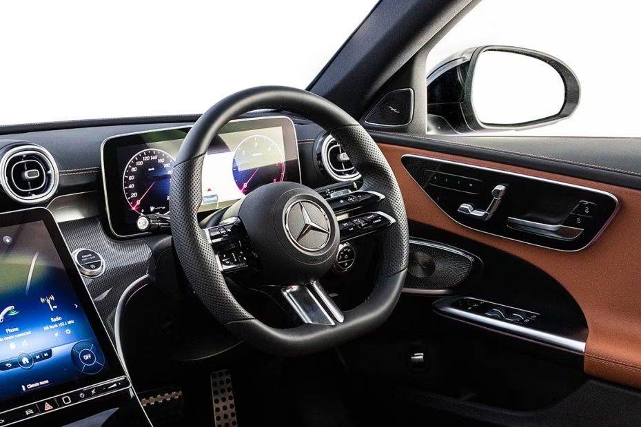 Steering close up Image of C-Class