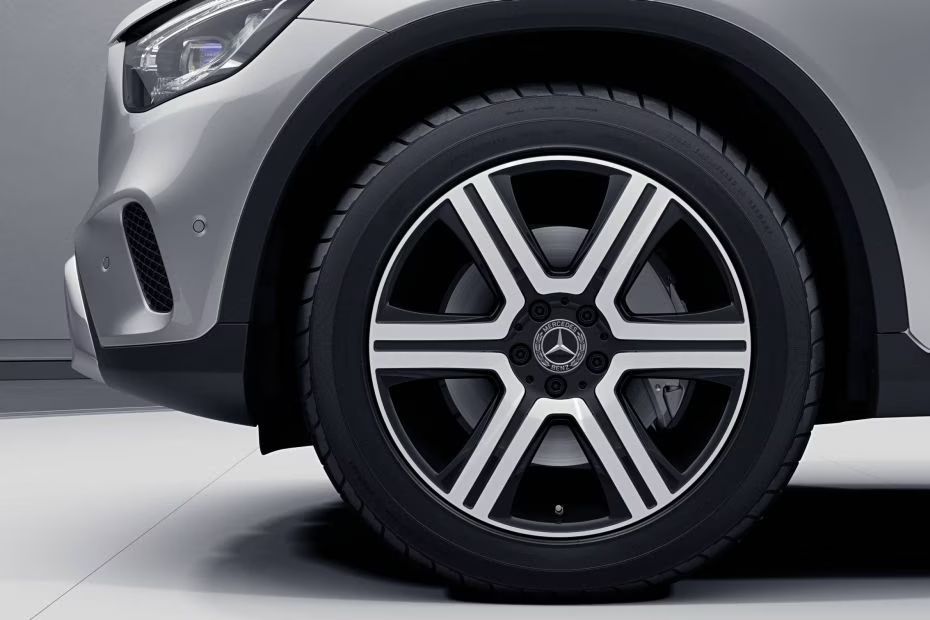 Wheel arch Image of GLC Coupe