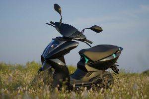 Ather 450X Colors (6 colours) - 450X Color Images @ ZigWheels