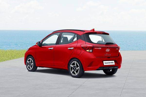 Rear 3/4 left Image of Grand i10 Nios