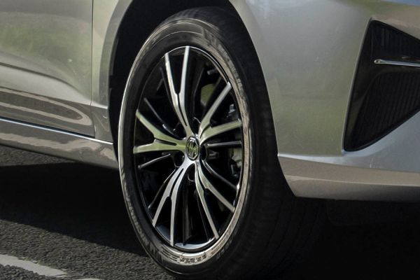 MG 5 EV - Estimated Price ₹27 Lakh, Launch Date, Specs, Images, Mileage ...