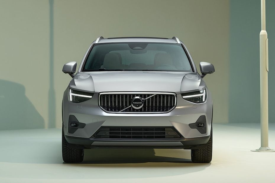 Front Image of XC40