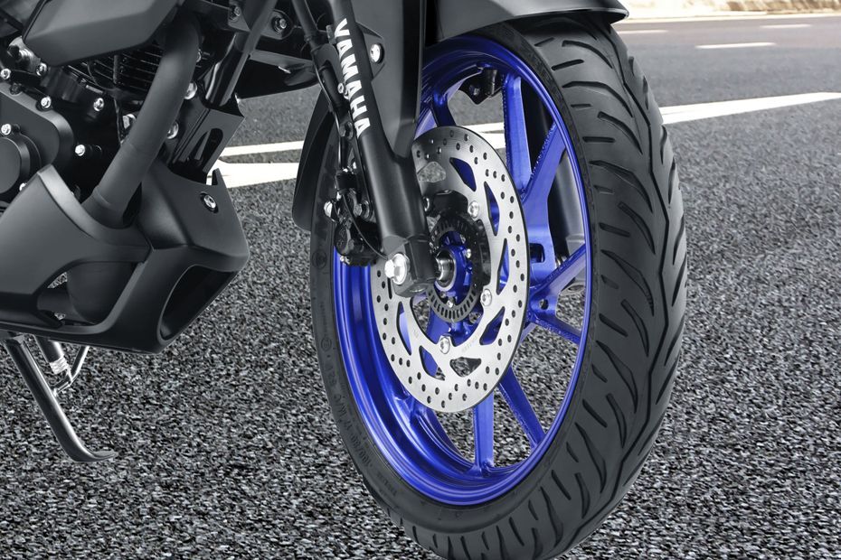 Front Tyre View of FZS-FI V4