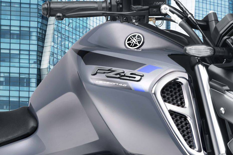 yamaha-fzs-fi-v4-images-fzs-fi-v4-photos-videos-360-view