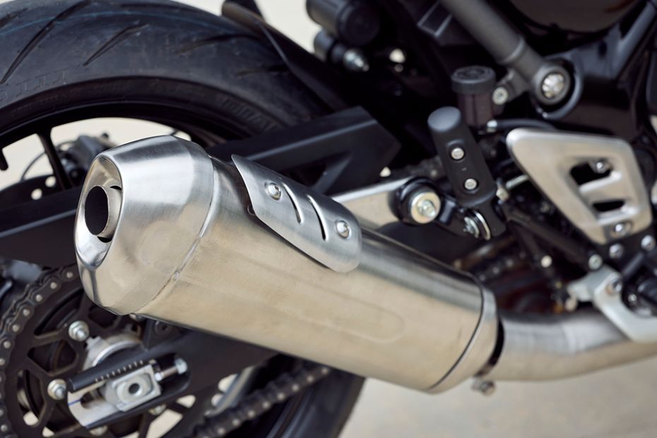 Exhaust View of Speed 400