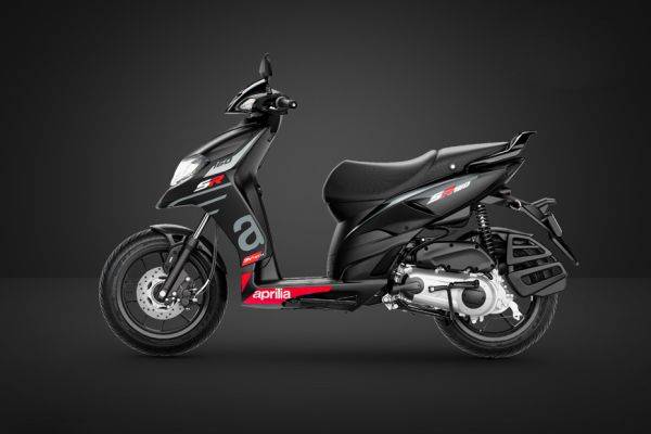 Aprilia rs store 150 black colour