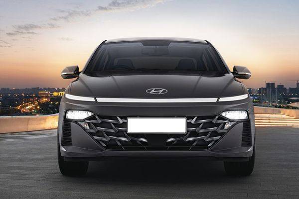 Front Image of Verna