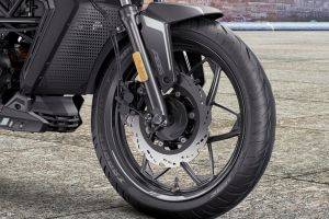 Front Tyre View of Aera