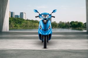 Front View of Scooty Zest