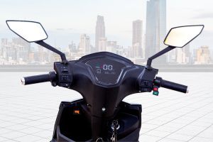Handle Bar View of EvOne