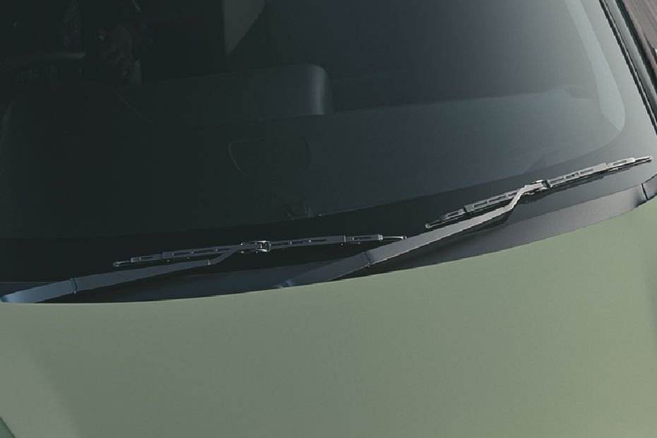 Wiper with full windshield Image of Exter