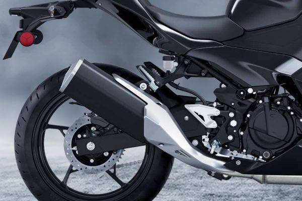 Kawasaki Ninja 500 Specifications & Features, Mileage, Weight