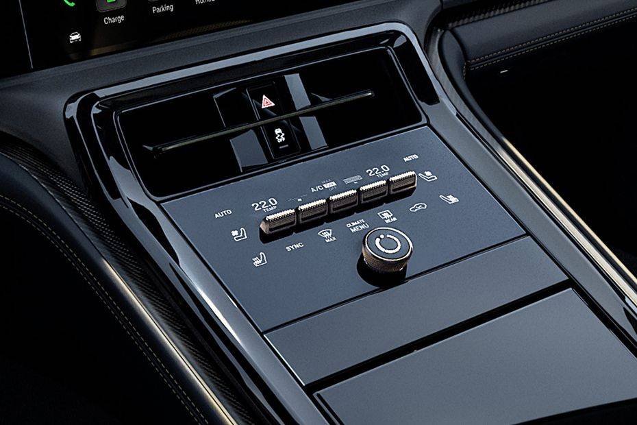 Knob Selector Image of Panamera