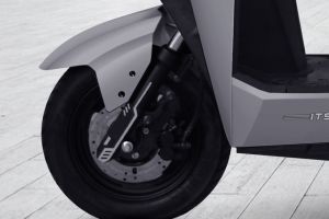 Front Brake View of Grove