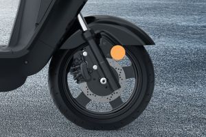 Front Tyre View of RunR
