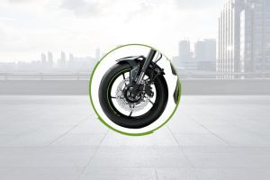 Front Tyre View of Z900