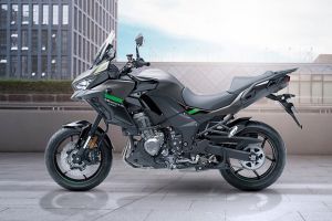 Left Side View of Versys 1000