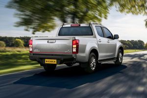 Rear 3/4 Right Image of S-CAB Z