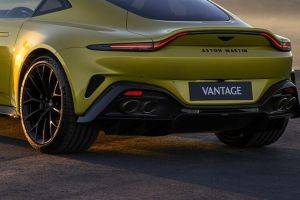 Exhaust tip Image of Vantage