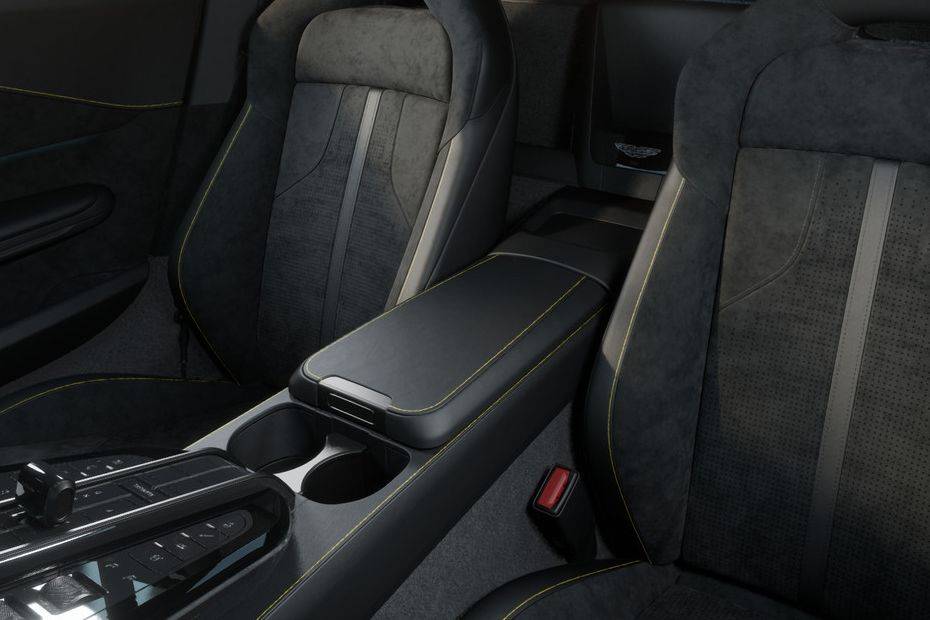 Front Armrest Image of Vantage