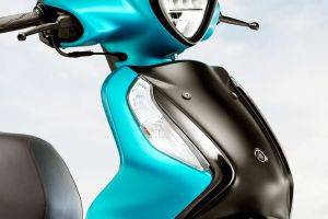 Front Indicator View of Fascino 125 Fi Hybrid