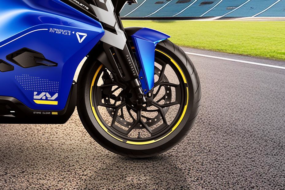 Front Tyre View of F77