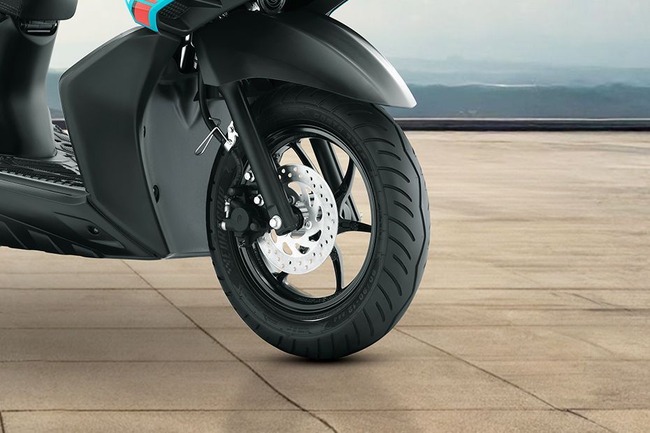 Front Tyre View of RayZR 125 Fi Hybrid