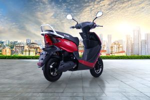 Rear Right View of ETrance Neo