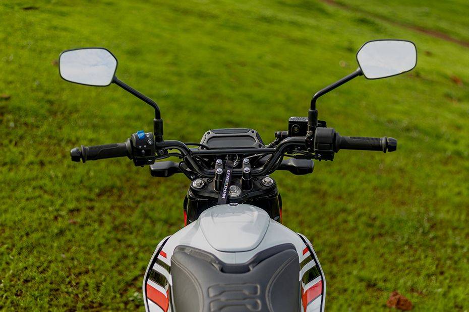 Handle Bar View of Freedom 125