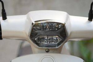 Head Light of Jeet X