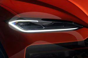 Headlamp Image of Urus