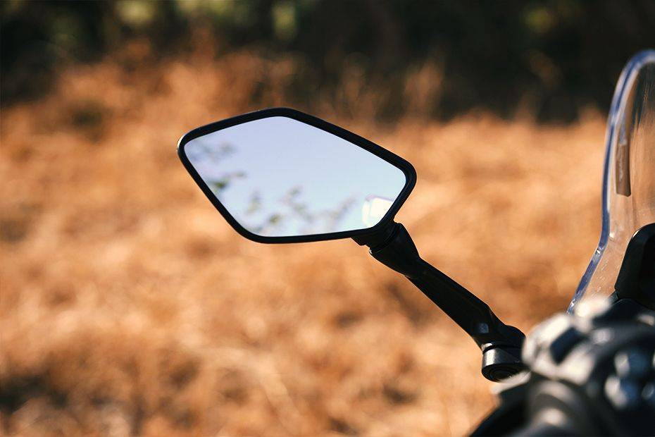 Back View Mirror of Apache RR 310