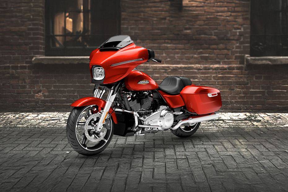 Front Left View of Street Glide