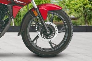 Front Tyre View of SP125