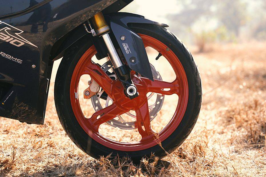 Front Tyre View of Apache RR 310