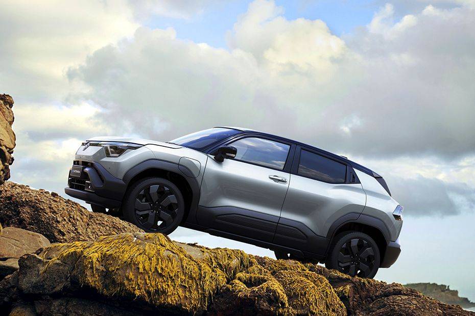 Hill Assist Image of e Vitara