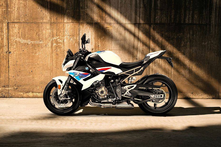 Left Side View of S 1000 R