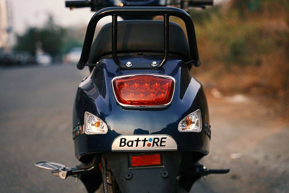 Rear Indicator View of Storie