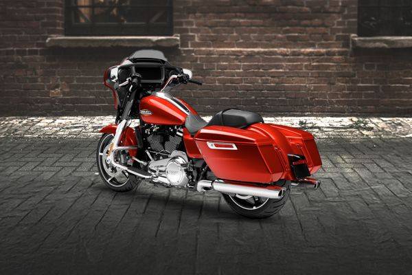 Rear Left View of Street Glide