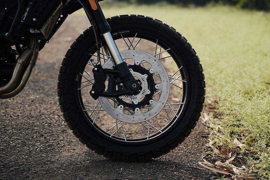 Rear Tyre View of Crossfire 500