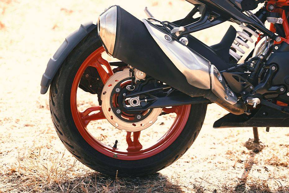 Rear Tyre View of Apache RR 310