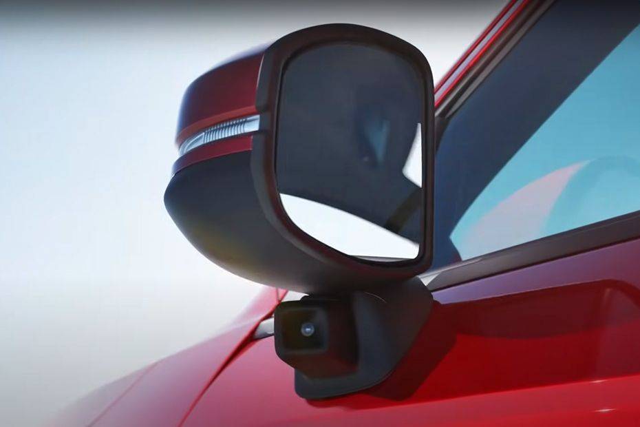 Side mirror rear angle Image of Amaze