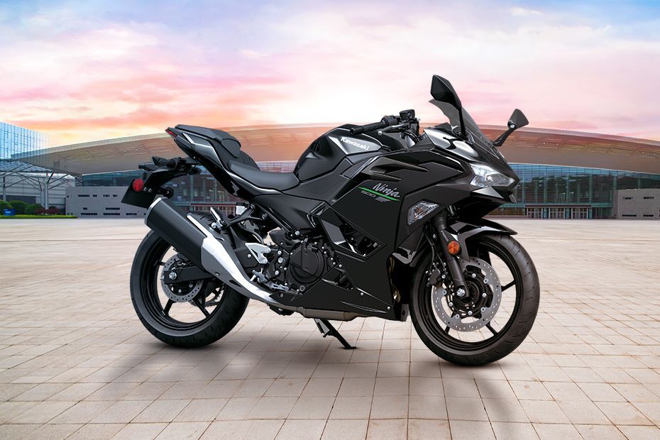 Front Right View of Ninja 500