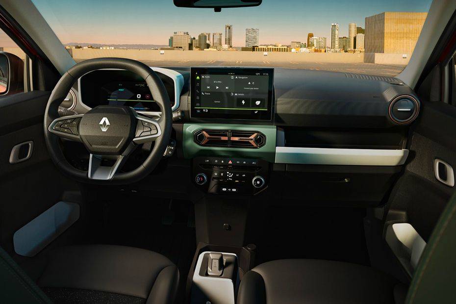 Full dashboard center Image of Kwid 2025