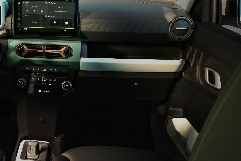 Glove box Image of Kwid 2025